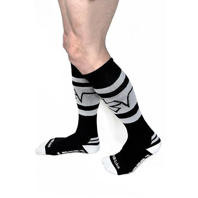 KNEE HIGH SOCKS | Hidden Pockets | BLACK AND WHITE